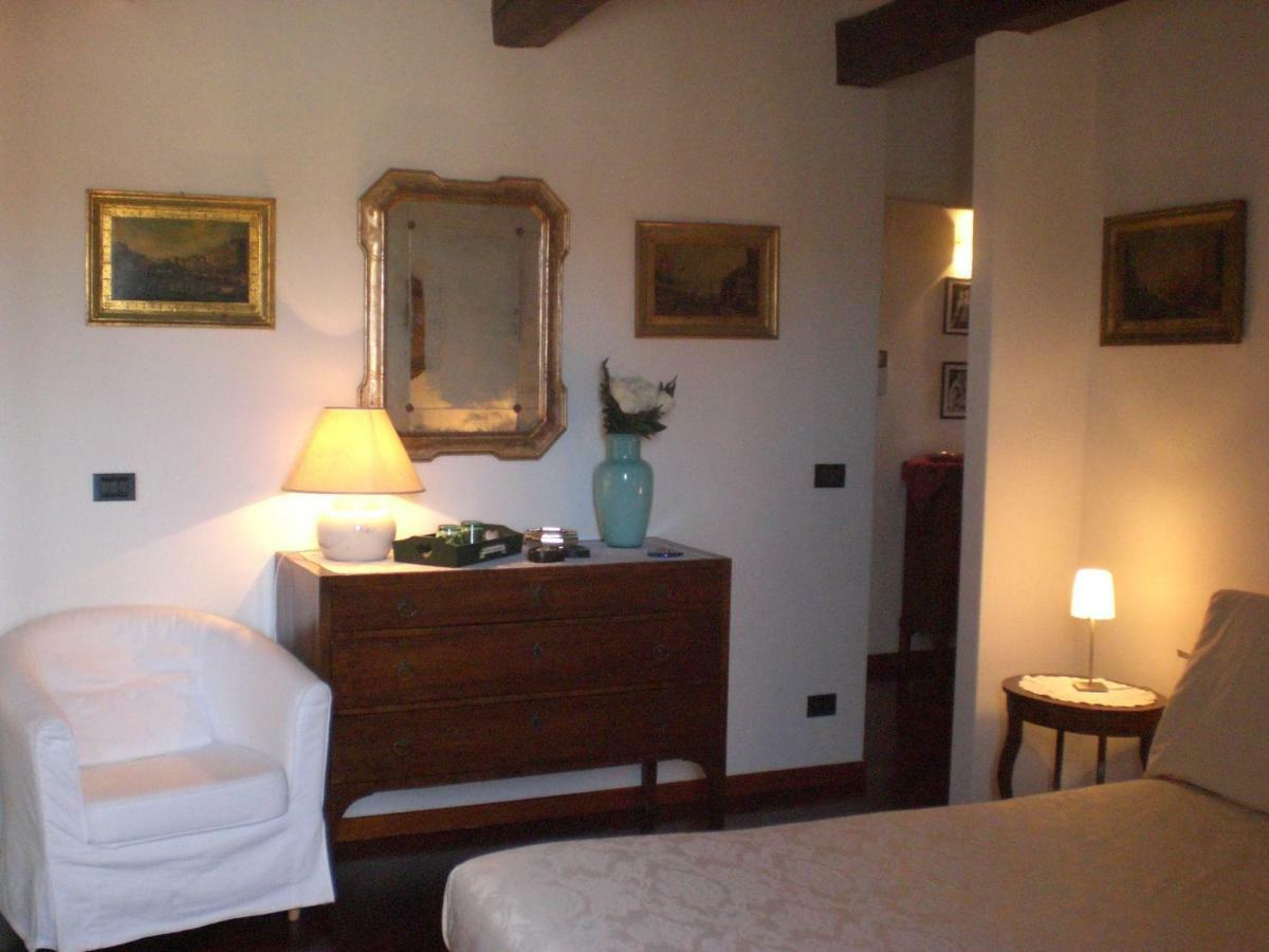 Le Mansarde Deluxe Hotel เวนิส ภายนอก รูปภาพ