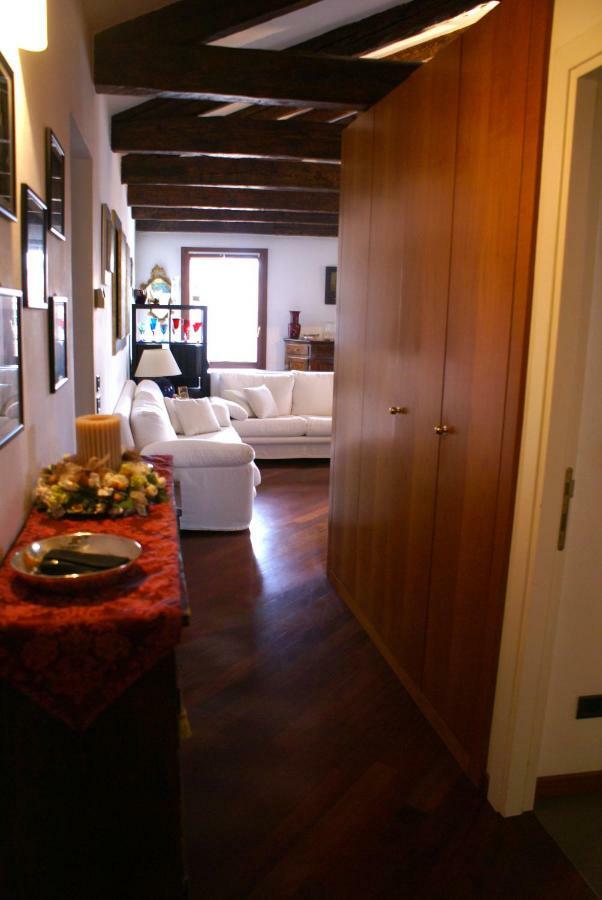 Le Mansarde Deluxe Hotel เวนิส ภายนอก รูปภาพ
